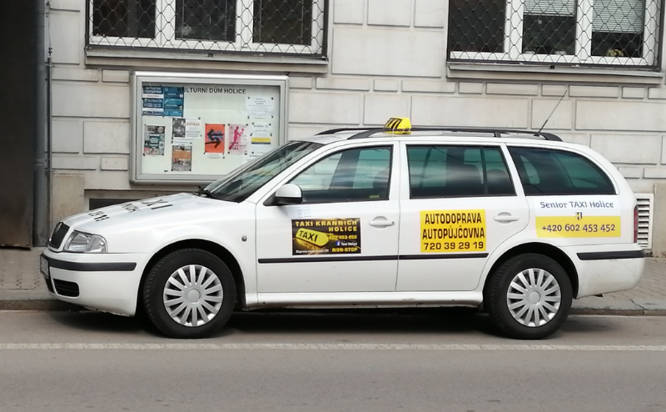 Senior TAXI Holice