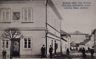 Rodný dům Dr. Emila Holuba – radnice na náměstí
