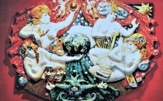 Basreliéf Františka Juračky ve foyer kulturního domu