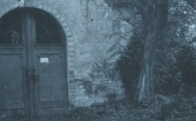 Zobrazit obrázek: Márnice na židovském hřbitově kolem roku 1980