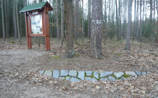 Zobrazit obrázek: Jedno ze zastavení stezky Viselce na Židovce