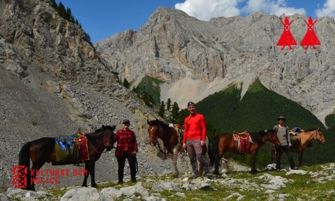 Mongolsko v sedle: Tři týdny, tři jezdci a nekonečná step